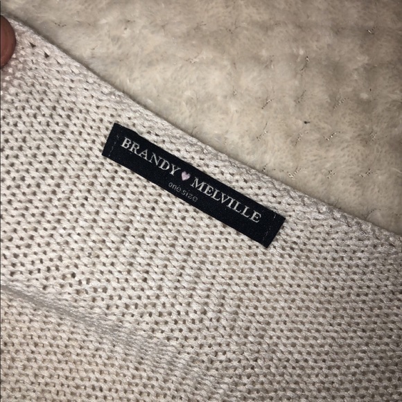 Brandy Melville Cream Knit Crop Top - Picture 4 of 4